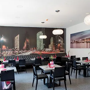 Ostkreuz Hostel