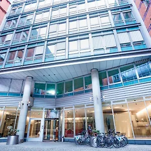 Hotel Ostbahnhof, Berlín