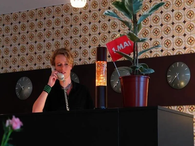 Ostel - Das Ddr Hostel Berlim