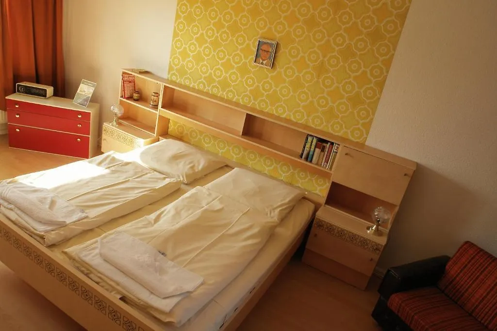 Ostel - Das Ddr Hostel Berlim