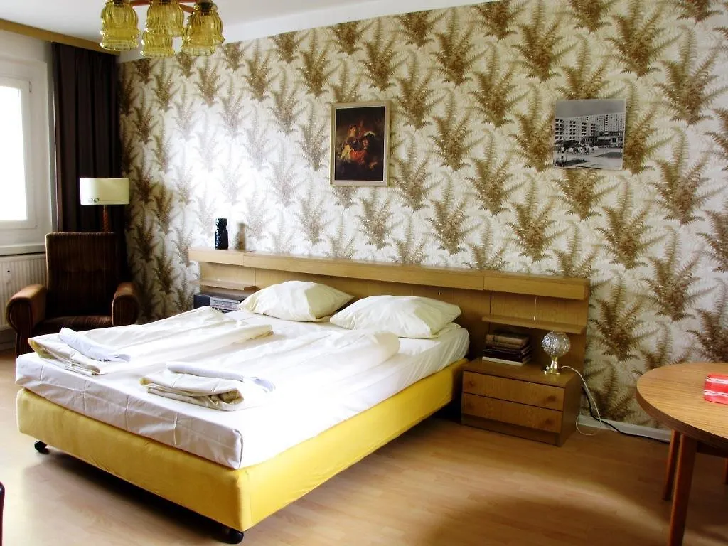 Ostel - Das Ddr Hostel Berlim