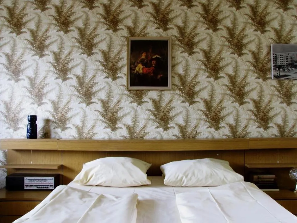 Ostel - Das Ddr Hostel Berlin